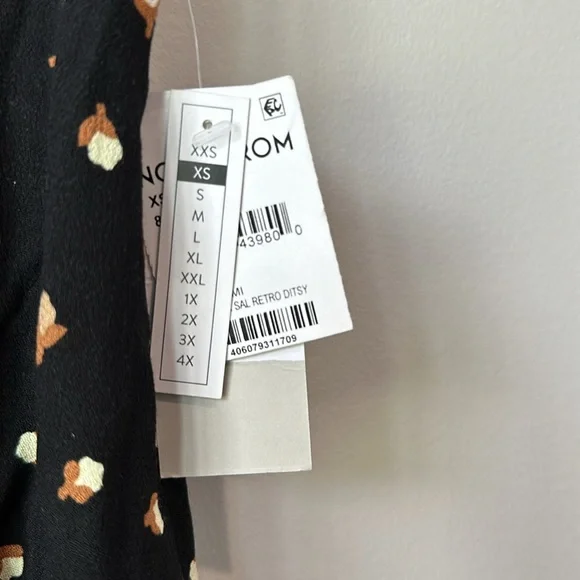 NWT BP Black and Floral Mini Skirt 90's XS - Picture 5 of 7